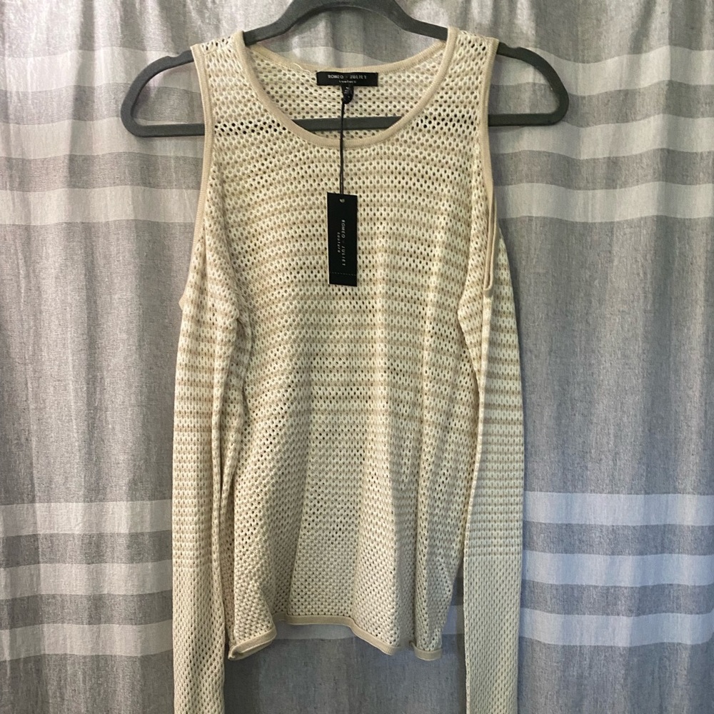 women’s off the shoulder woven top